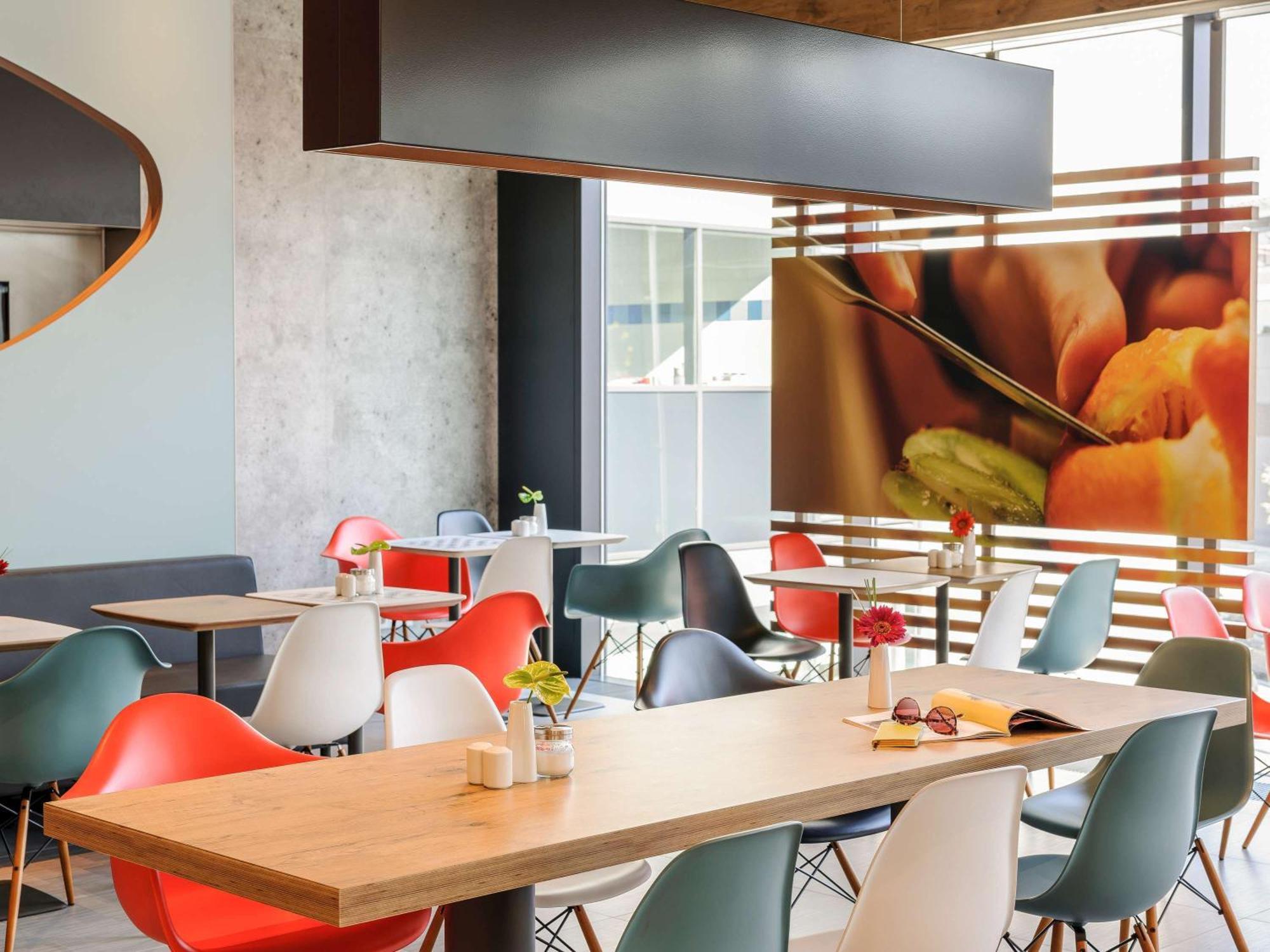 Ibis Hauptbahnhof Vienna