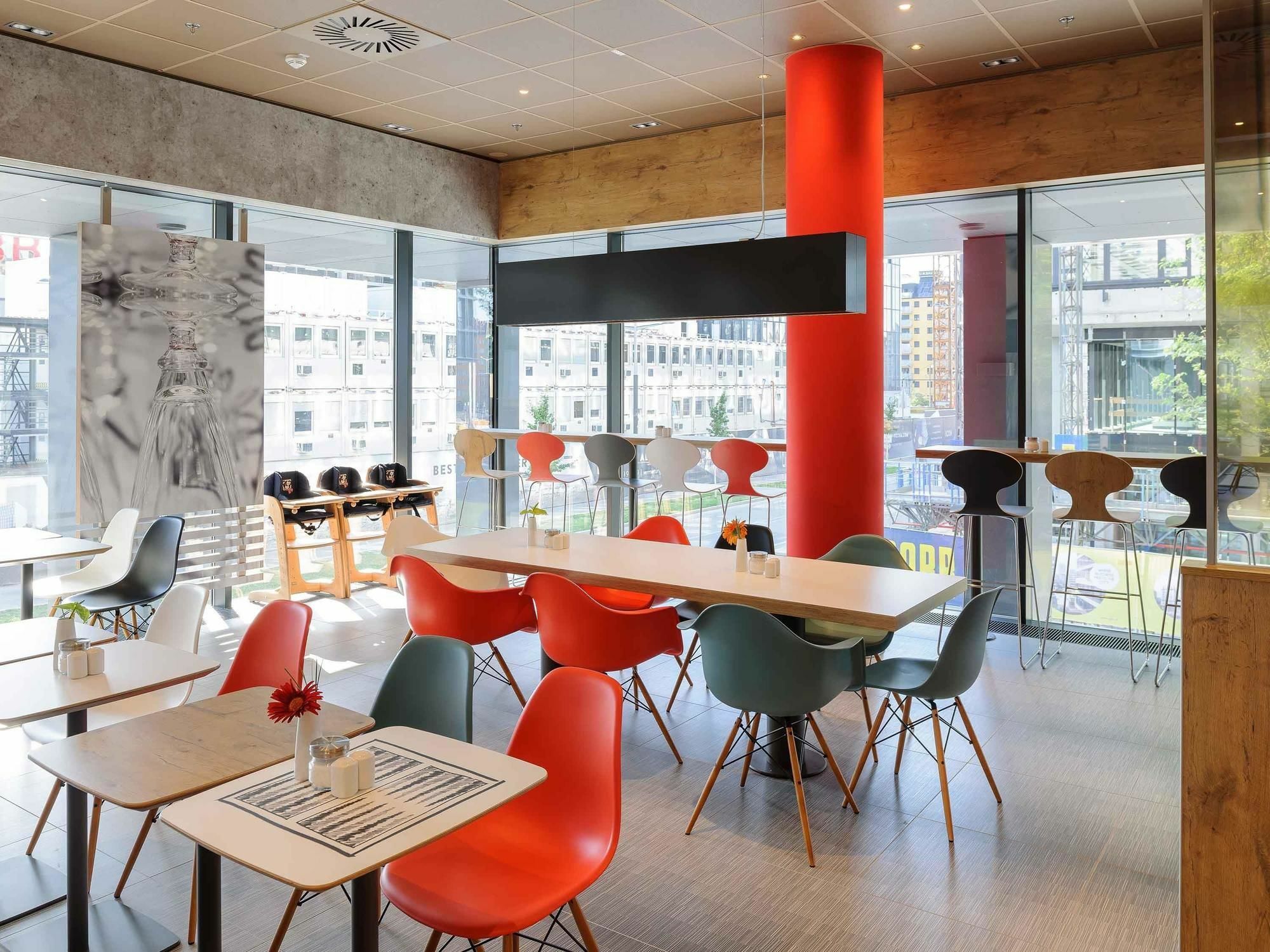 Ibis Hauptbahnhof Vienna